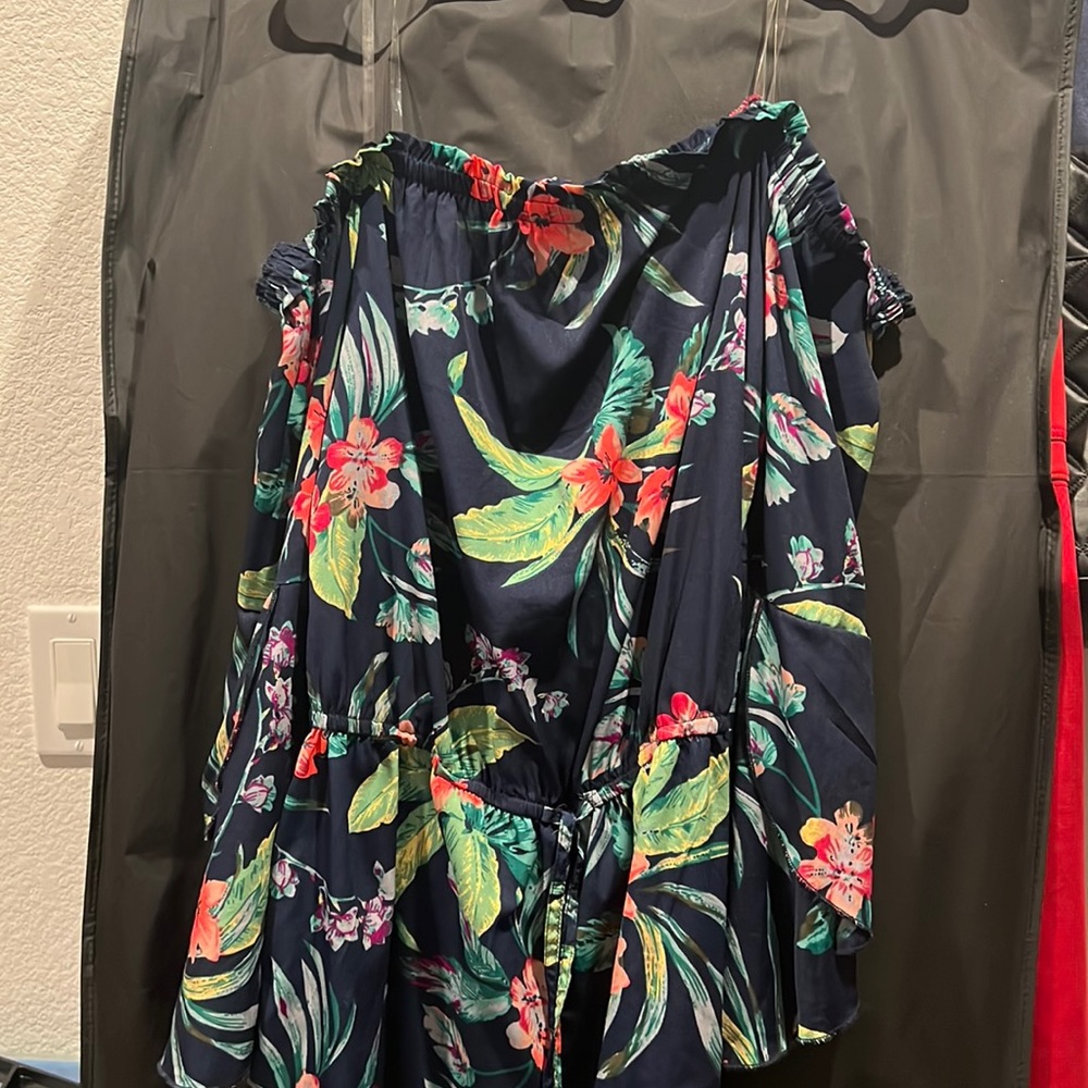Off shoulder romper short dress.